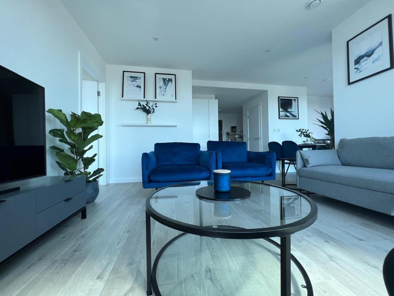 Ac Luxe Penthouse With Free Parking Apartment Лондон Екстериор снимка